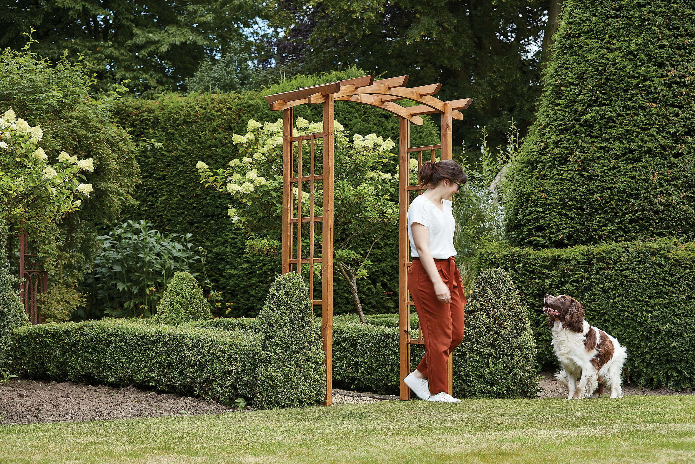 Woodshaw Thornton Rustic Arch