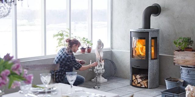 Wood-burning stoves, maximising heat output